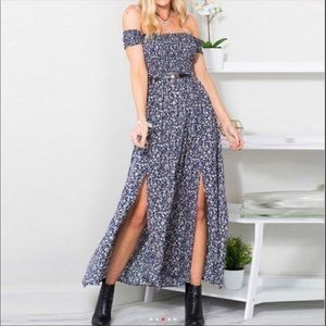 5⭐️ Back in stock must have off shoulder dress